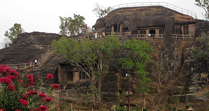 pandava-caves